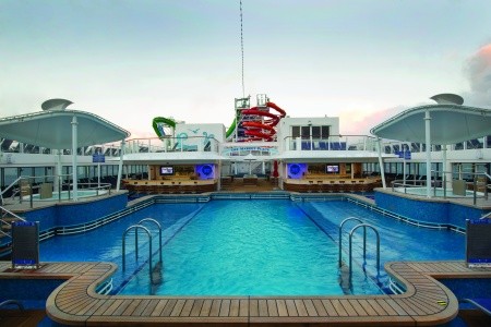 Svet  Norwegian Getaway 6 dňový pobyt Plná penzia Vlastná December 2026 ( 4/12/26- 9/12/26)