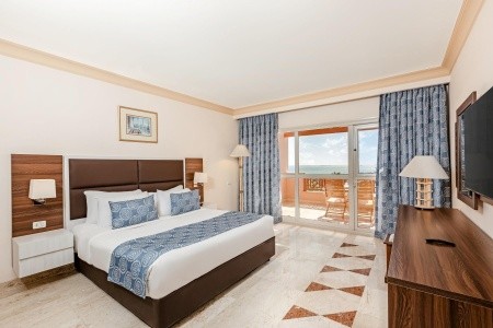 Egypt Hurghada Continental Resort Hurghada 15 dňový pobyt Ultra All inclusive Letecky Letisko: Košice July 2026 (26/07/26- 9/08/26)