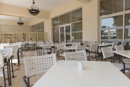 Dit Majestic Beach Resort - 17