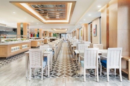 Ramada Hotel & Suites By Wyndham - 28