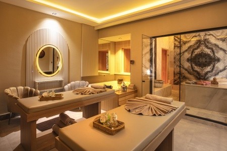 Ramada Hotel & Suites By Wyndham - 35