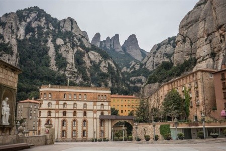 GIRONA A MONTSERRAT pobyt u moře s výlety LET - 2