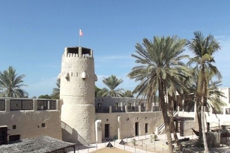 Spojené arabské emiráty Umm Al Quwain Umm Al Quwain Beach Hotel 5 dňový pobyt Raňajky Letecky Letisko: Praha May 2026 ( 3/05/26- 7/05/26)