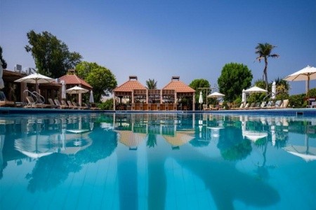 Spojené arabské emiráty Umm Al Quwain Umm Al Quwain Beach Hotel 5 dňový pobyt Raňajky Letecky Letisko: Praha May 2026 ( 3/05/26- 7/05/26)