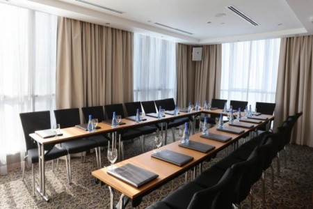 Spojené arabské emiráty Abu Dhabi Tryp By Wyndham Abu Dhabi 5 dňový pobyt Raňajky Letecky Letisko: Praha January 2026 (29/01/26- 2/02/26)