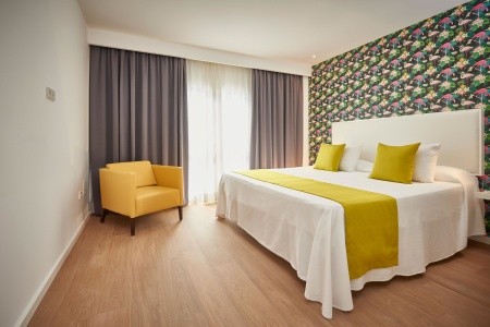 Flamingo Beach Mate - 46