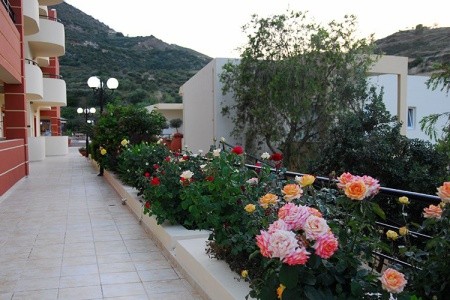 Elpis Studios & Apts - 12