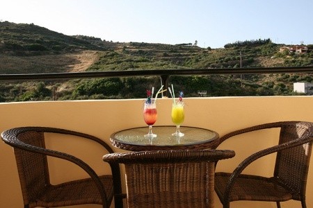 Elpis Studios & Apts - 18