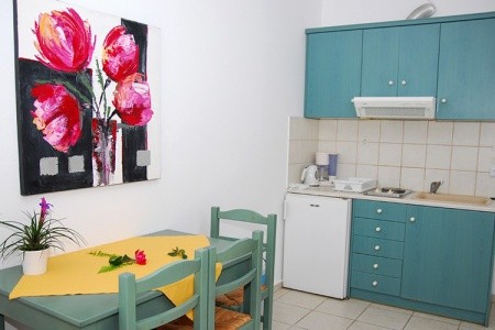 Elpis Studios & Apts - 25