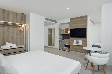 Innside Calvia Beach - 9