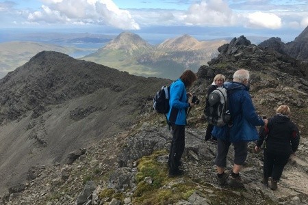 Ostrov Skye, západní vysočina a Edinburgh Bez stravy