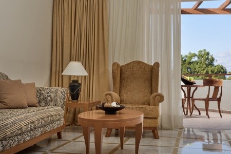 Pilot Beach Resort - 22