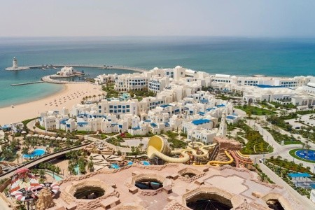 Hilton Salwa Beach Resort & Villas All Inclusive