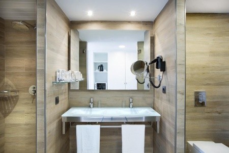 Španielsko Mallorca Playa De Muro Suites 5 dňový pobyt Raňajky Letecky Letisko: Praha July 2026 ( 8/07/26-12/07/26)