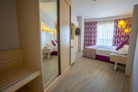 Turecko Turecká riviéra Sunmelia Beach Resort 9 dňový pobyt Ultra All inclusive Letecky Letisko: Viedeň September 2025 (25/09/25- 3/10/25)