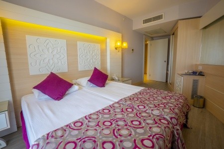 Turecko Turecká riviéra Sunmelia Beach Resort 9 dňový pobyt Ultra All inclusive Letecky Letisko: Viedeň September 2025 (25/09/25- 3/10/25)