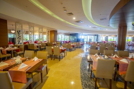 Turecko Turecká riviéra Sunmelia Beach Resort 9 dňový pobyt Ultra All inclusive Letecky Letisko: Viedeň September 2025 (25/09/25- 3/10/25)