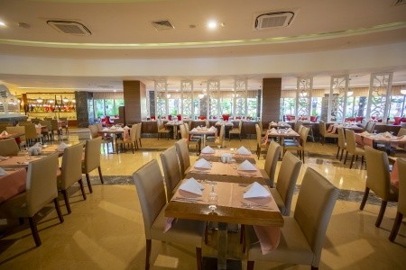 Turecko Turecká riviéra Sunmelia Beach Resort 9 dňový pobyt Ultra All inclusive Letecky Letisko: Viedeň September 2025 (25/09/25- 3/10/25)