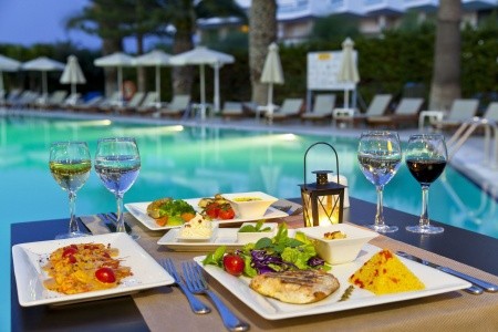 Sun Beach Resort Complex - 18