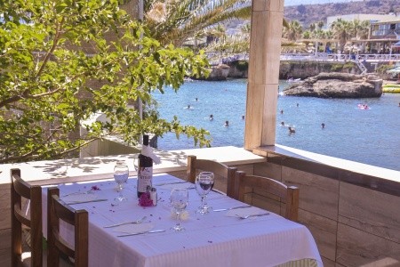 Eri Beach & Village - 9