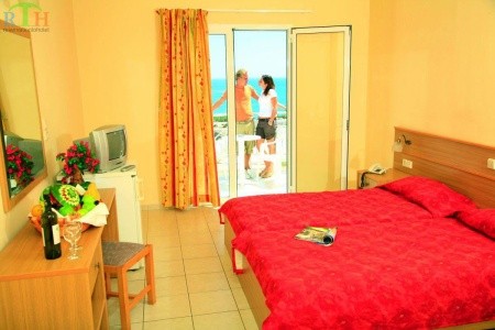 Eri Beach & Village - 10