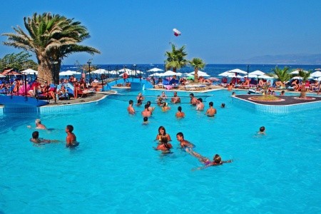 Eri Beach & Village - 18