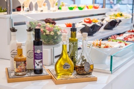 Grécko Kréta Mari Kristin 8 dňový pobyt Polpenzia Letecky Letisko: Praha June 2026 (28/06/26- 5/07/26)