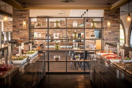 Španielsko Mallorca Blau Punta Reina Resort 5 dňový pobyt Polpenzia Letecky Letisko: Praha November 2025 ( 5/11/25- 9/11/25)