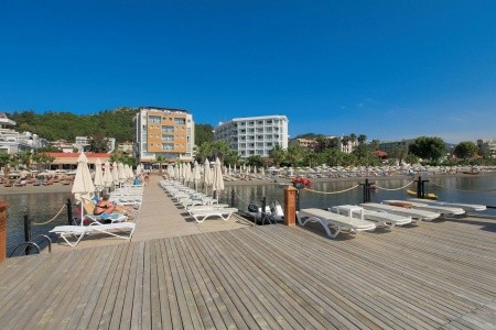 Cettia Beach Resort - 3