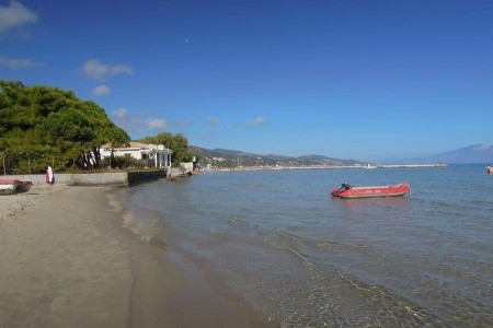 Alykes Park Bungalows & Apartments - 8