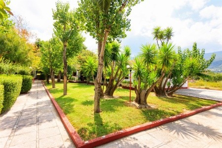 Alykes Park Bungalows & Apartments - 12