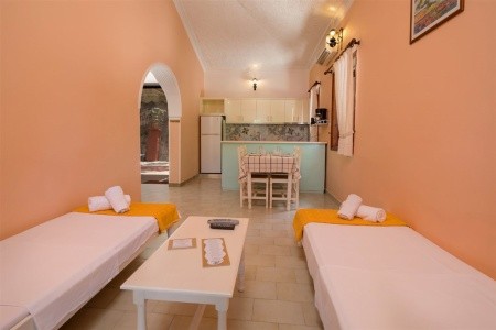 Alykes Park Bungalows & Apartments - 34