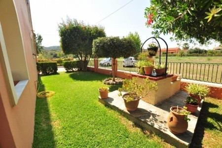 Elena Apartments