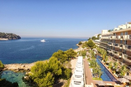 Španielsko Mallorca Iberostar Selection Jardin Del Sol Suites 8 dňový pobyt Raňajky Letecky Letisko: Praha July 2026 (12/07/26-19/07/26)