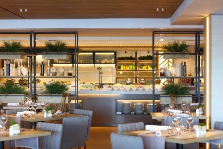 Španielsko Mallorca Iberostar Selection Jardin Del Sol Suites 8 dňový pobyt Raňajky Letecky Letisko: Praha July 2026 (12/07/26-19/07/26)