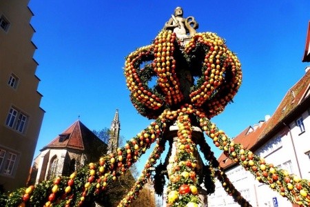 Bavorské velikonoční kašny, středověká městečka