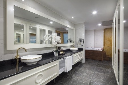 Turecko Turecká riviéra Granada Luxury Beach 7 dňový pobyt Ultra All inclusive Letecky Letisko: Praha August 2026 ( 4/08/26-10/08/26)