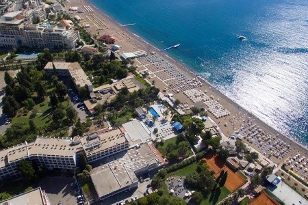 Montenegro Beach Resort - 4