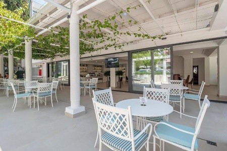 Montenegro Beach Resort - 8