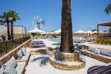 Aloe Boutique Hotel Powered By Anissa Beach - 2