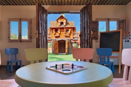 Green Garden Resort & Suites - 11