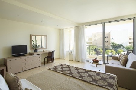 The Ixian Grand & All Suites - 14