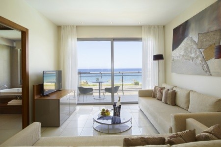 The Ixian Grand & All Suites - 40