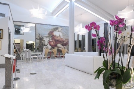 Royal Marmin Bay Boutique & Art - 6