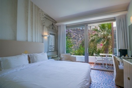 Royal Marmin Bay Boutique & Art - 44