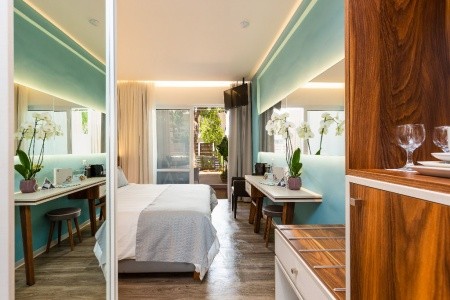 Atrium Ambiance - 35