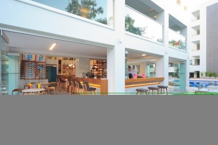 Atrium Ambiance - 59