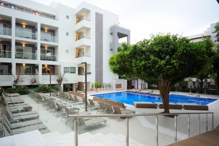 Atrium Ambiance - 62