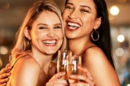 Přivítejte rok 2026 stylově aneb Novoroční přípitky v různých koutech světa