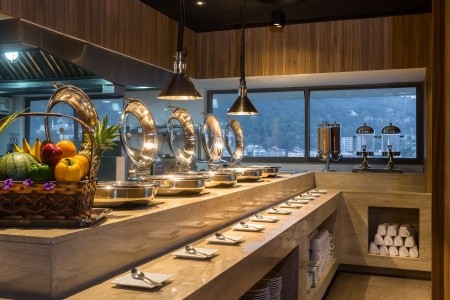 Thajsko Phuket Journey Hub 8 dňový pobyt Raňajky Letecky Letisko: Viedeň December 2026 (22/12/26-29/12/26)